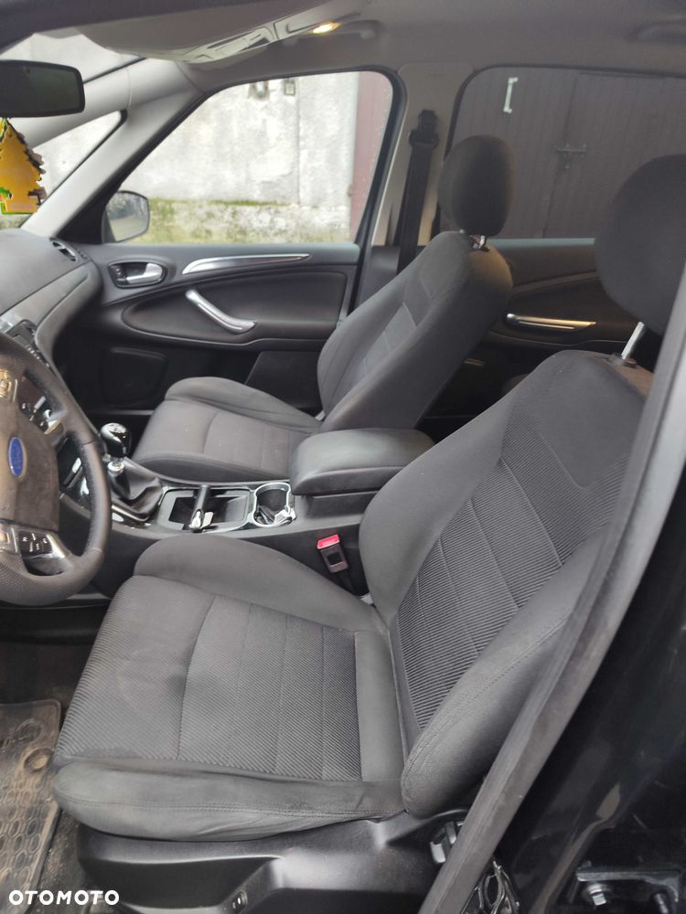 Ford S-Max - 5