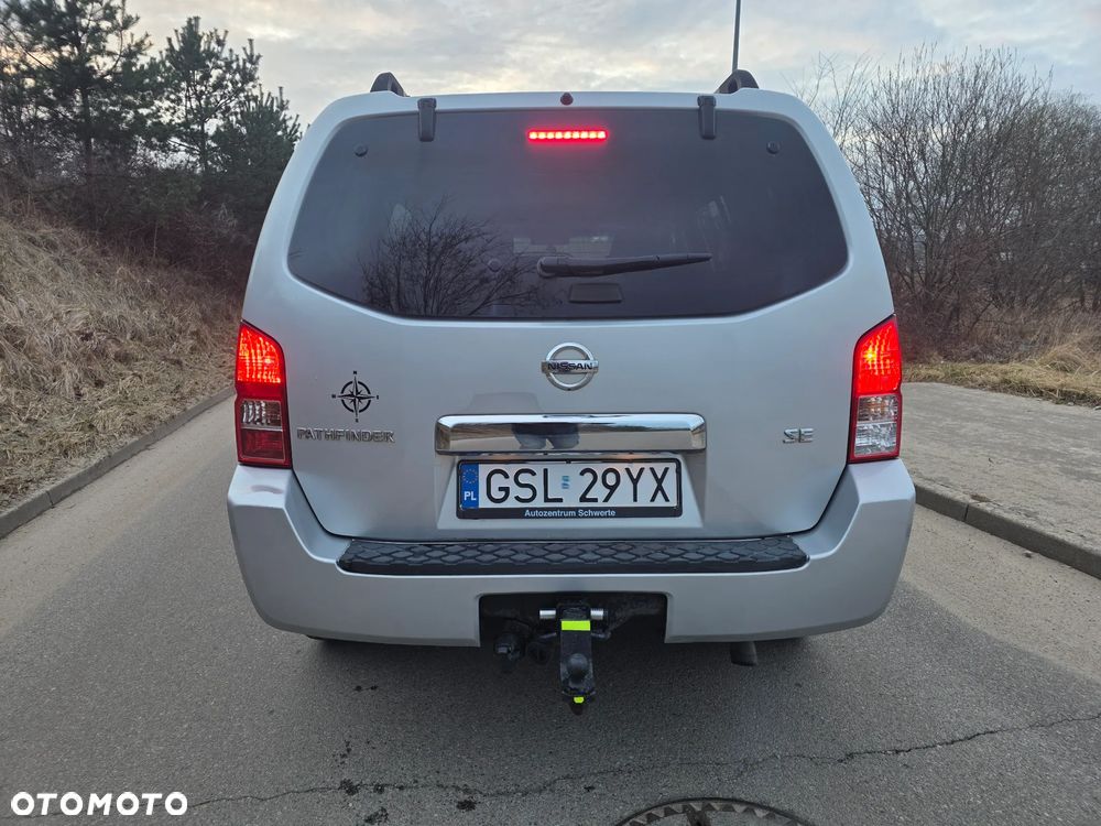 Nissan Pathfinder - 6