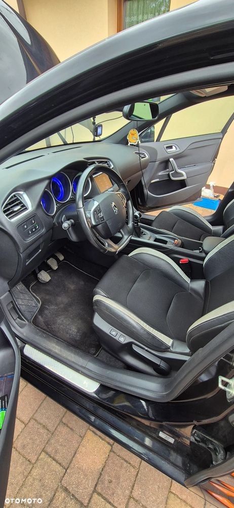 Citroën DS4 2.0 BlueHDi SoChic S&S - 9