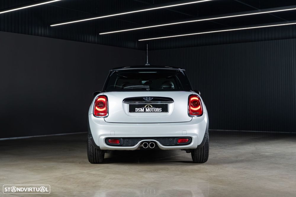 MINI 3 Portas Cooper D - 4