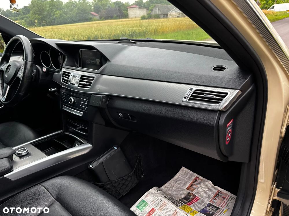 Mercedes-Benz Klasa E 220 BlueTEC 4Matic 7G-TRONIC Edition - 13