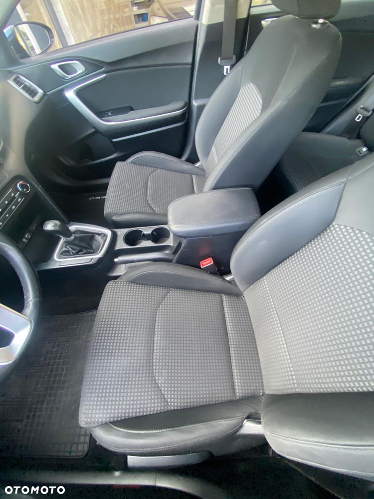 Kia Ceed 1.0 T-GDI L - 3