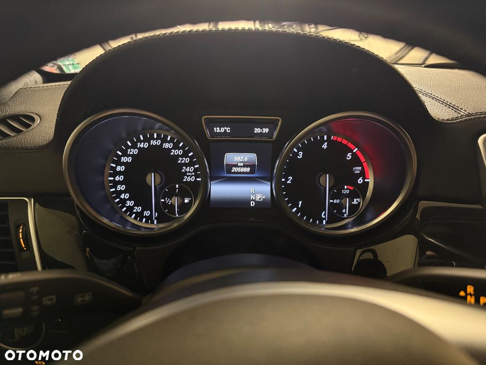Mercedes-Benz GL 350 BlueTEC 4-Matic - 20