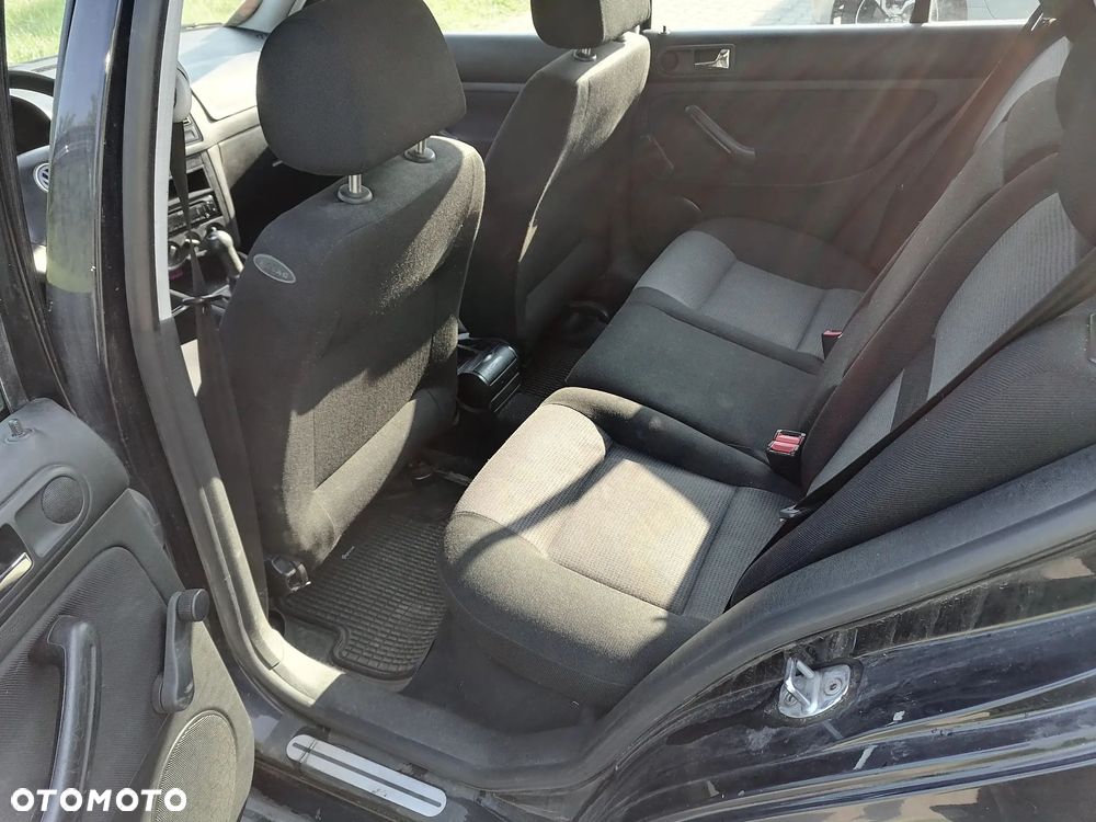 Volkswagen Golf 1.9 CL TDI - 13