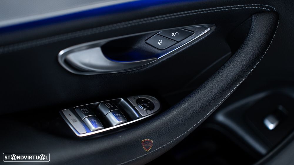 Mercedes-Benz E 300 de AMG Line - 14