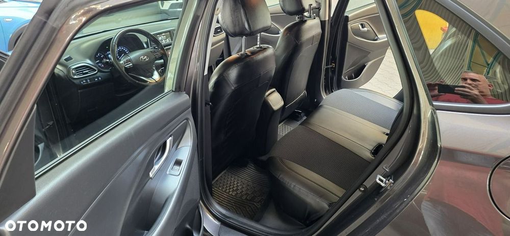 Hyundai i30 - 13