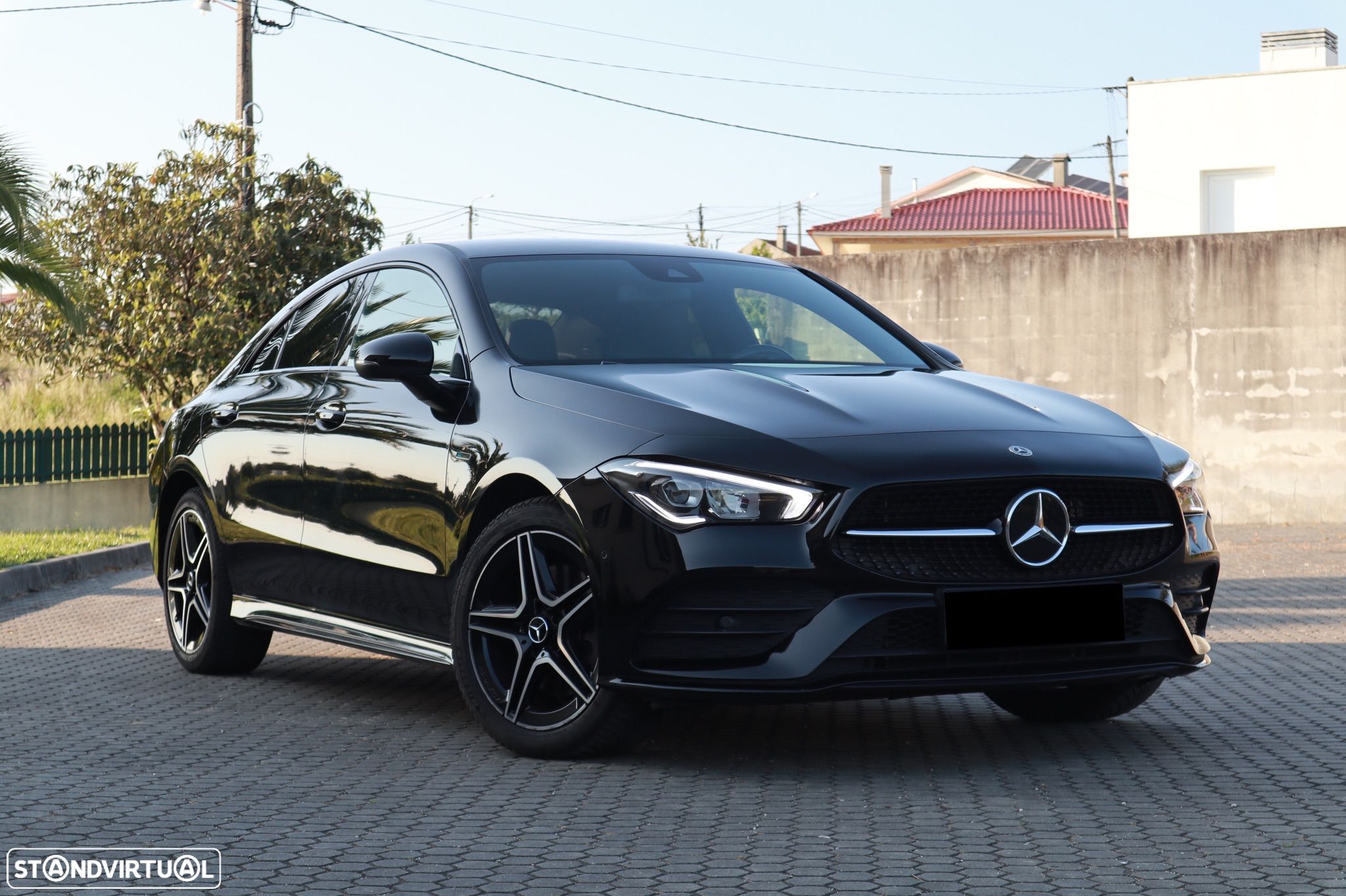 Mercedes-Benz CLA 250 e AMG Line - 1