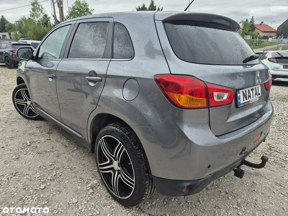 Mitsubishi ASX - 5