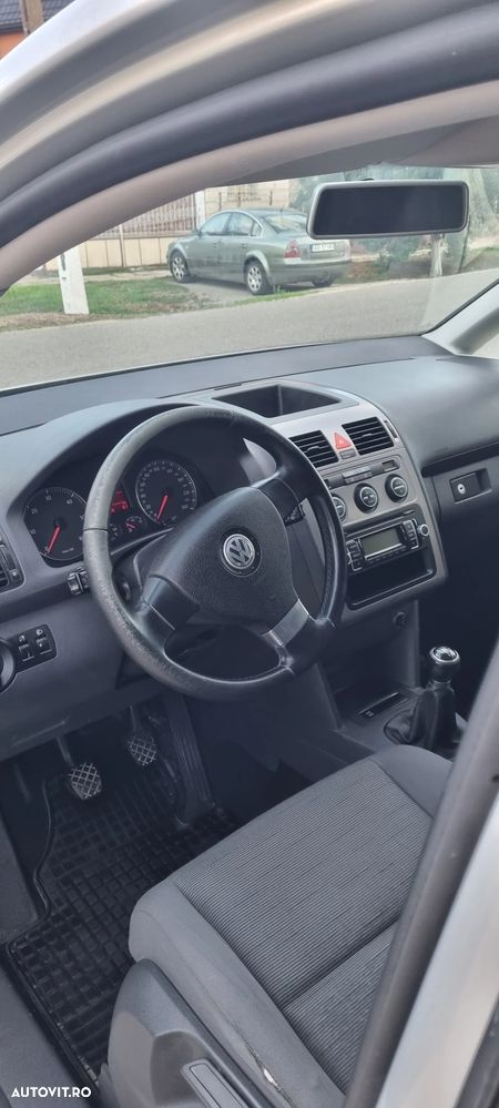 VOLKSWAGEN Touran 2008 — imagine 20