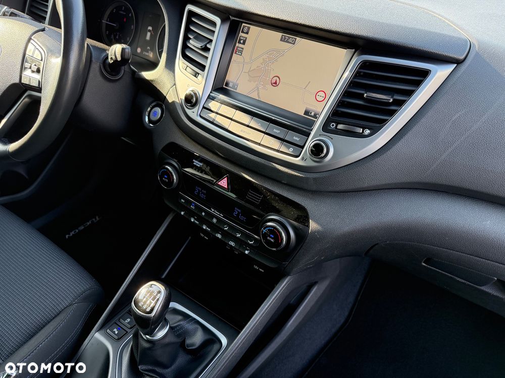 Hyundai Tucson 2.0 CRDI 2WD Style - 23