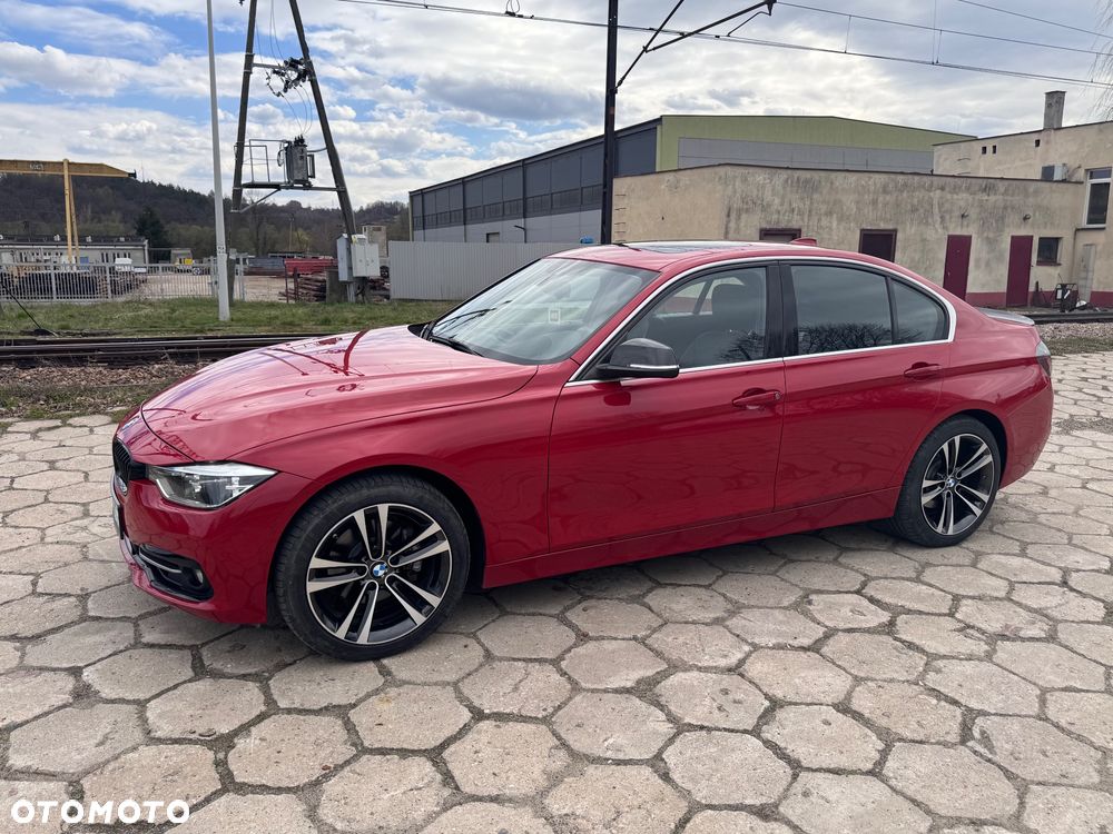 BMW Seria 3 330i xDrive Edition Luxury Line Purity - 2