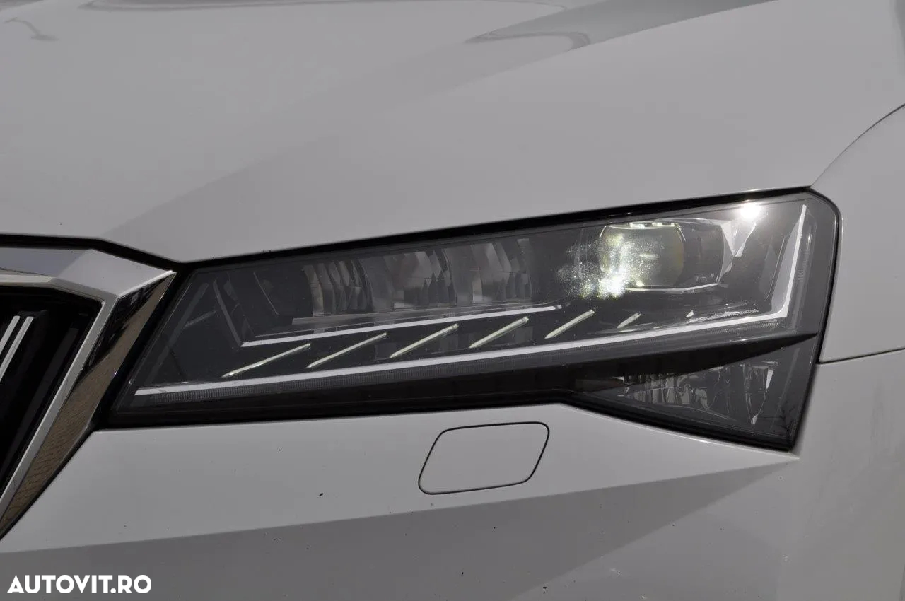 Skoda Superb 2.0 TDI DSG Laurin & Klement - 14