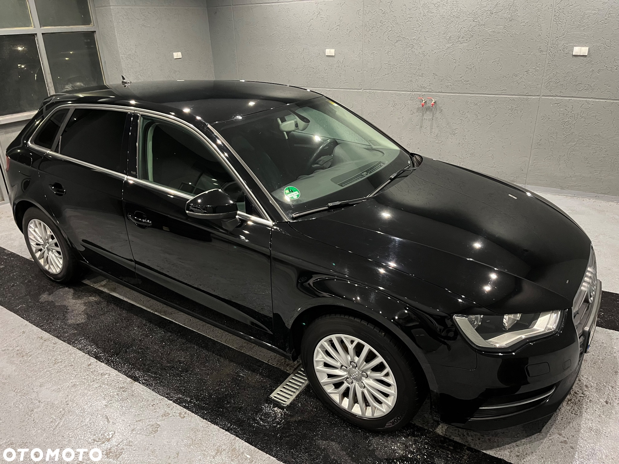 Audi A3 2.0 TDI Sportback design - 12