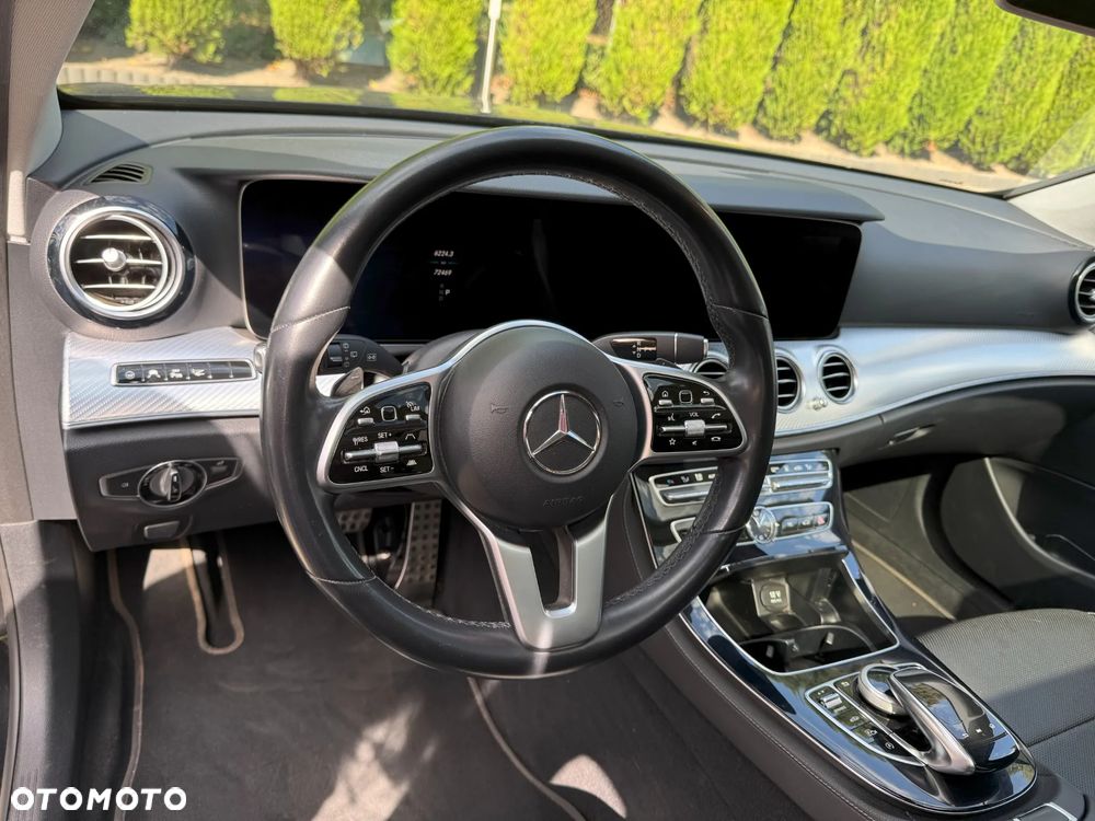Mercedes-Benz Klasa E - 14