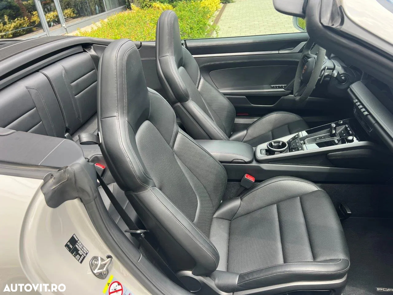 Porsche 911 Carrera 4S Cabriolet PDK - 13