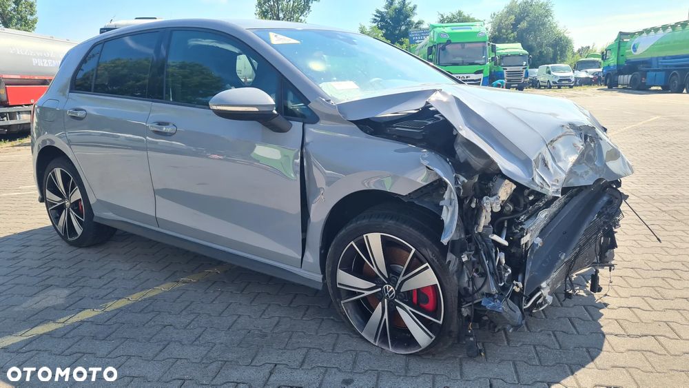 Volkswagen Golf 1.5 eTSI EVO Style DSG - 8