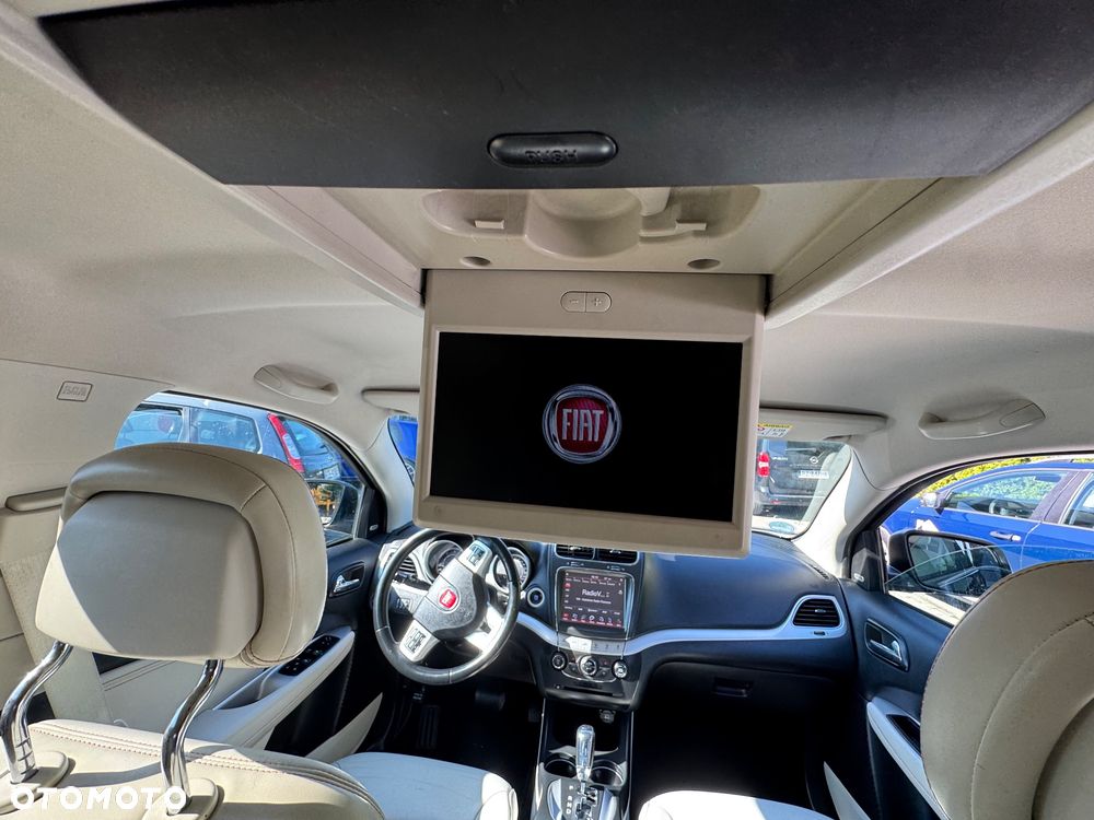 Fiat Freemont 2.0 Multijet 16V DPF Automatik Allrad Lounge - 17