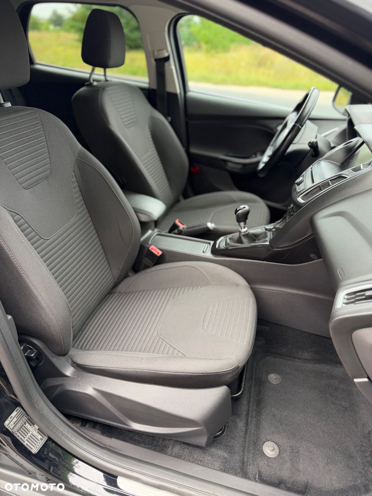 Ford Focus 1.5 TDCi DPF Start-Stopp-System Titanium - 8