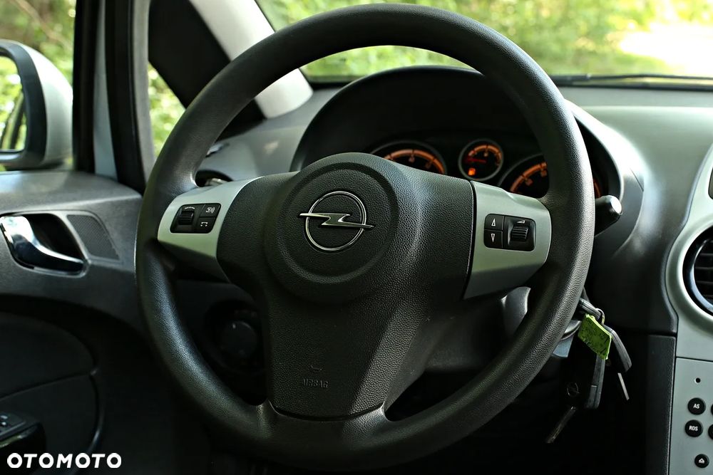 Opel Corsa 1.2 16V Easytronic Cosmo - 34