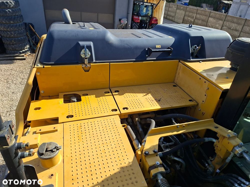 Caterpillar CAT 320 EL - 15