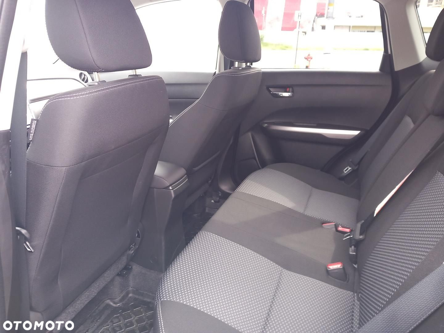 Suzuki Vitara - 11