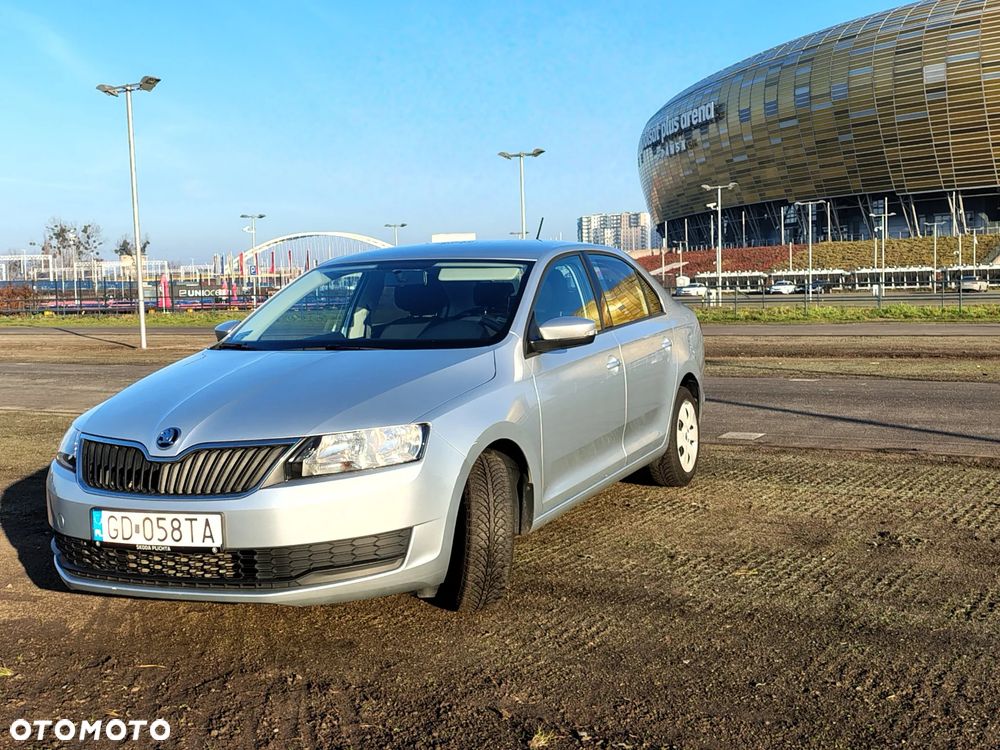 Skoda RAPID 1.0 TSI Active - 11