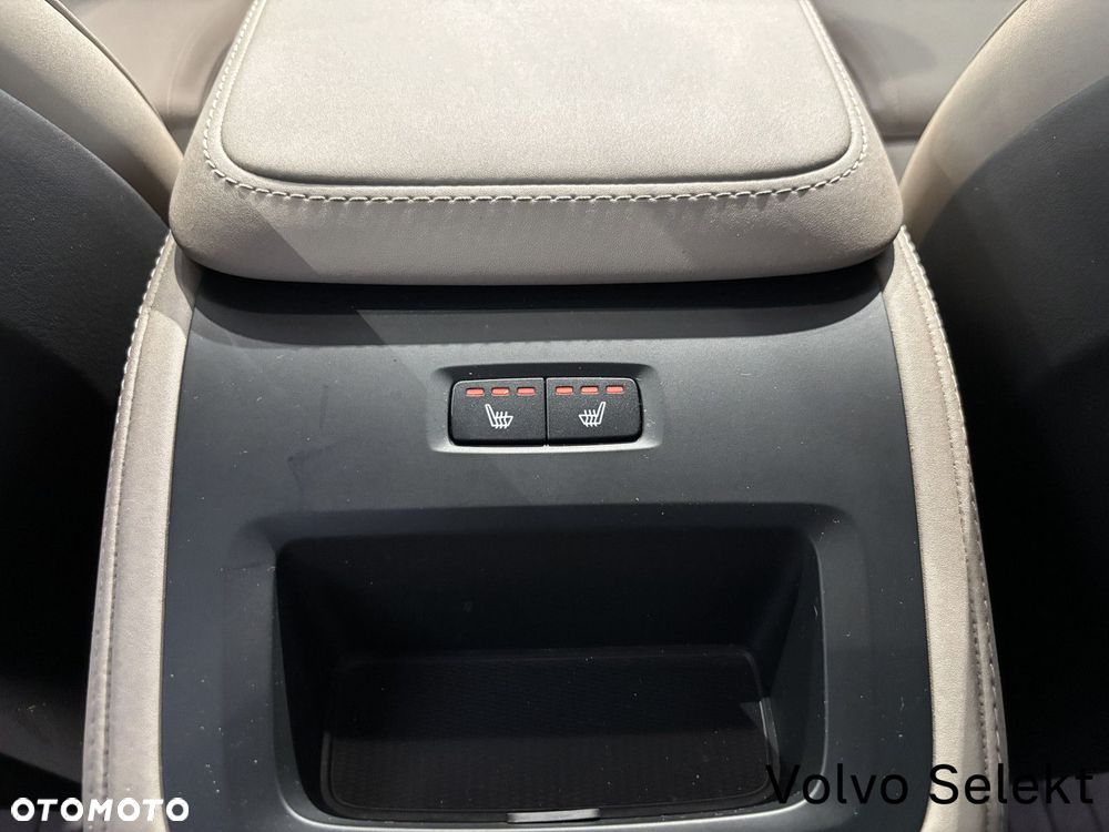 Volvo XC 90 - 27