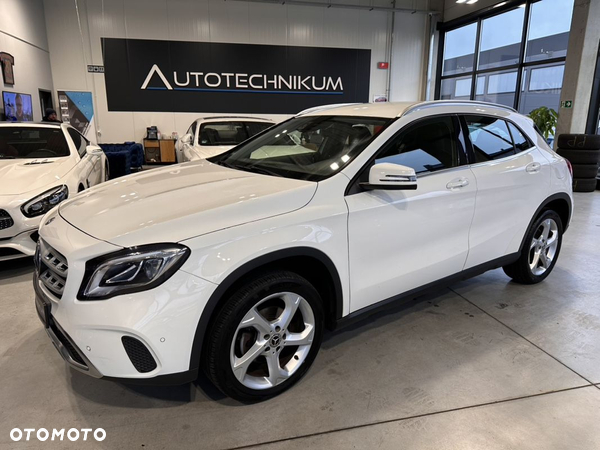 Mercedes-Benz GLA 200 7G-DCT AMG Line