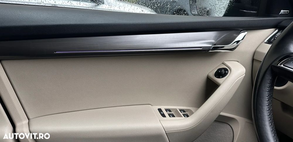 Skoda Octavia 1.6 TDI DSG Style - 34