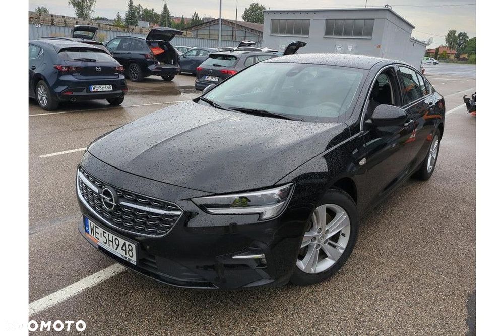 Opel Insignia - 1