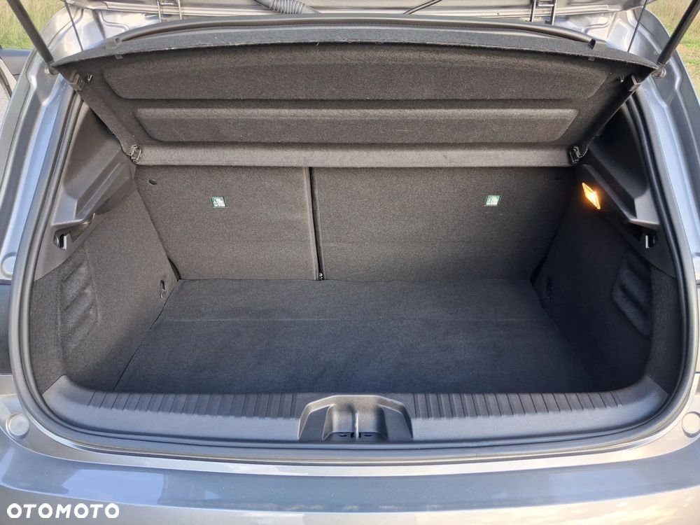 Renault Clio - 24