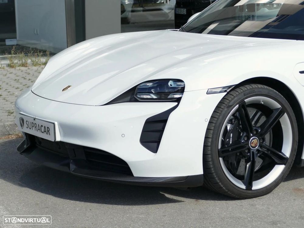Porsche Taycan Turbo S - 3