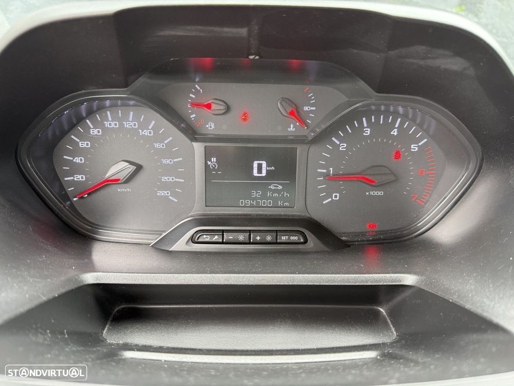 Peugeot Partner 1.5 BlueHDi Asphalt Longa - 9