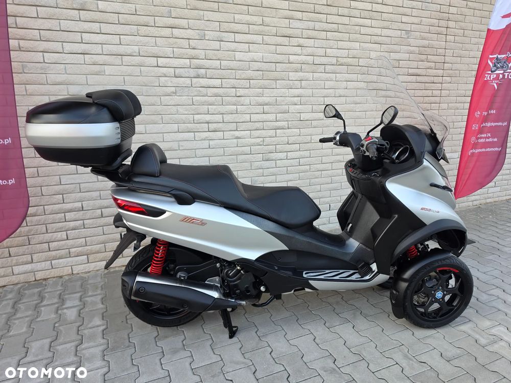 Piaggio MP-3 - 14