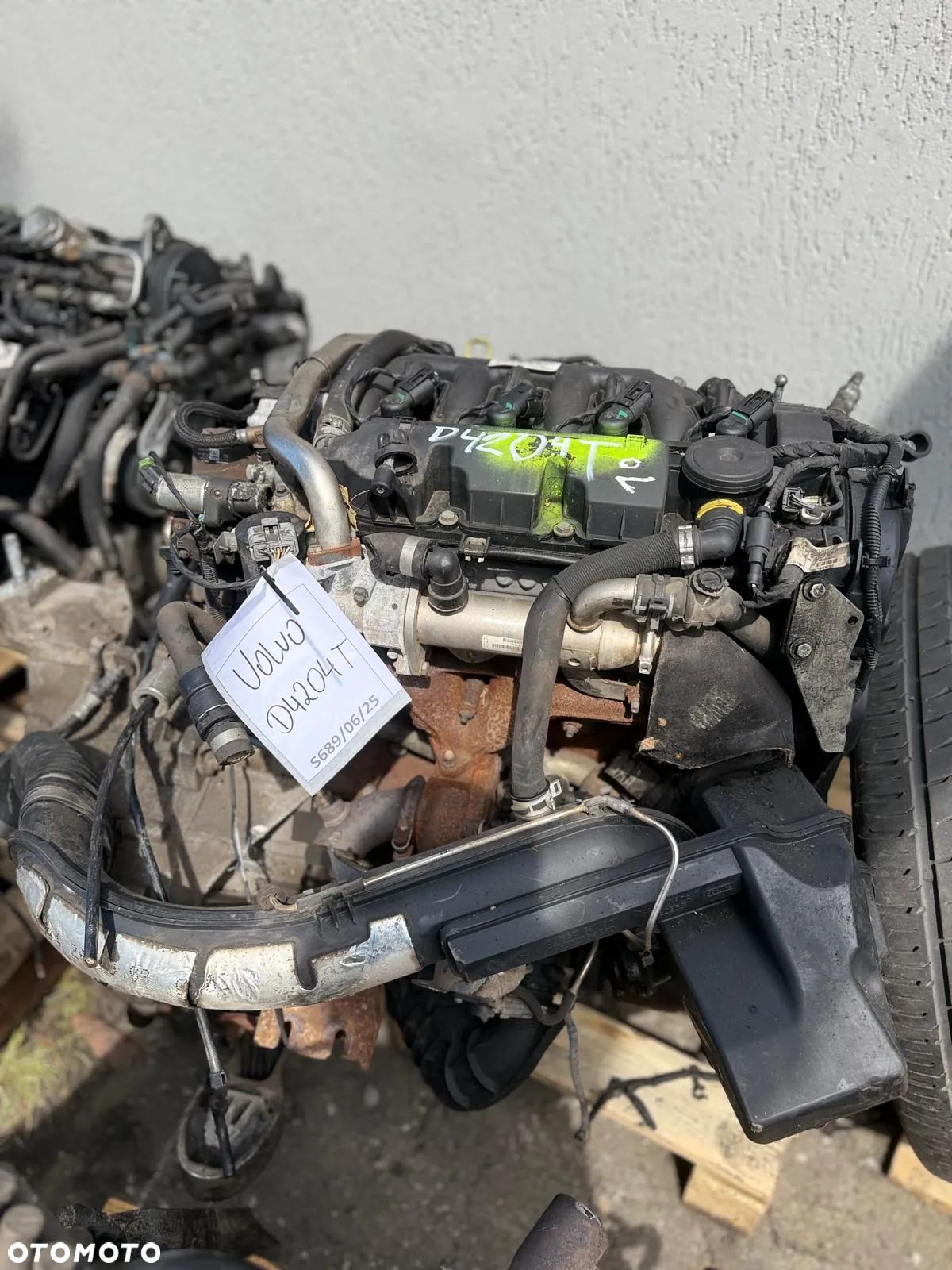 Silnik D4204T Volvo V60 S60 Hyundai i30 2.0 D3 Diesel Kompletny Motor - 1