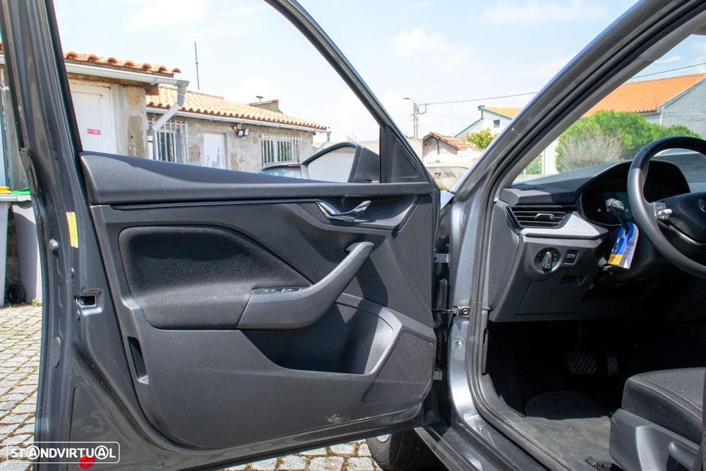 Skoda Kamiq 1.0 TSI Selection DSG - 10