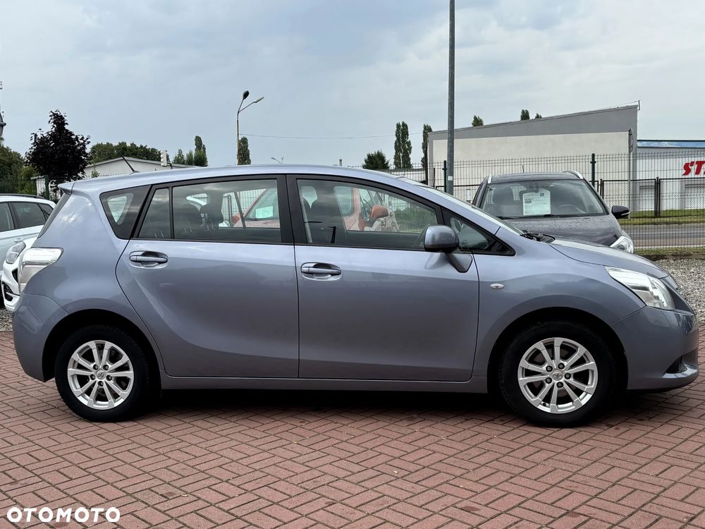 Toyota Verso 1.6 Edition - 10