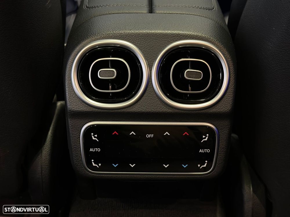 Mercedes-Benz C 300 e AMG Line - 39