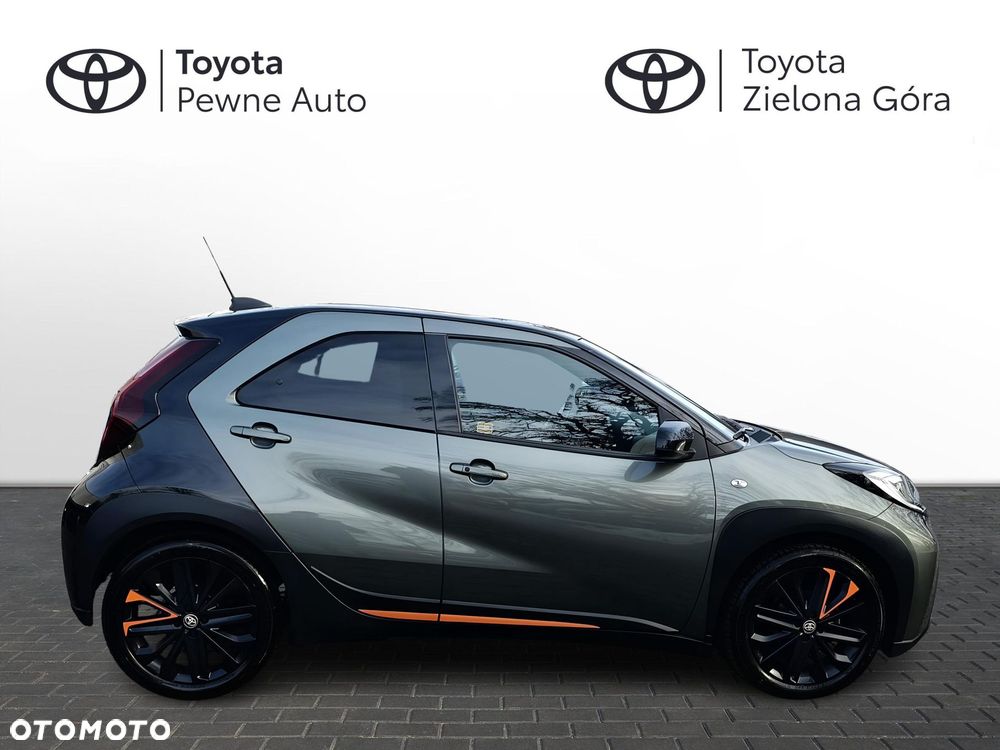 Toyota Aygo X 1.0 VVT-i Limited CVT - 6