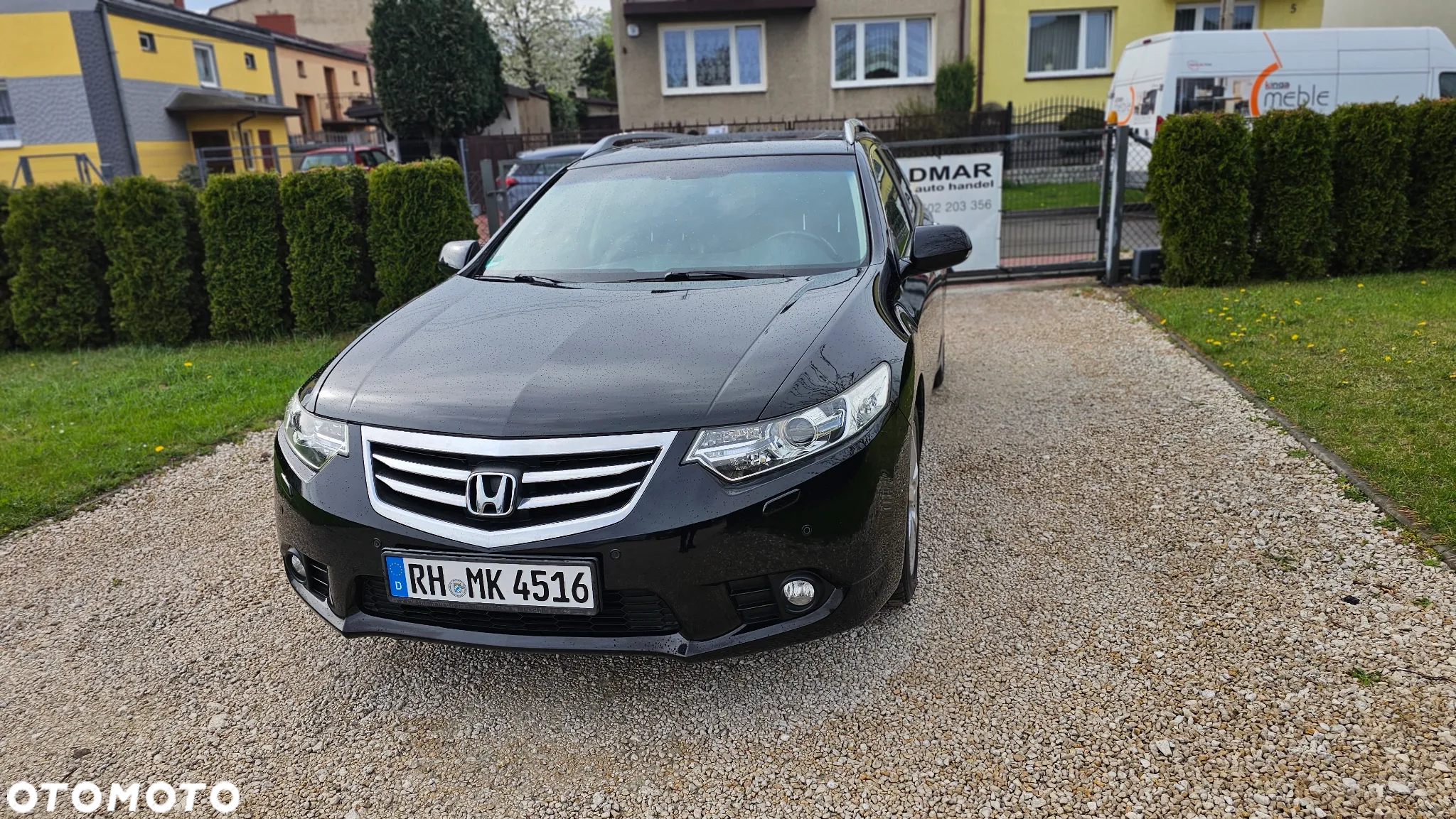 Honda Accord 2.0 Executive Nav - 24