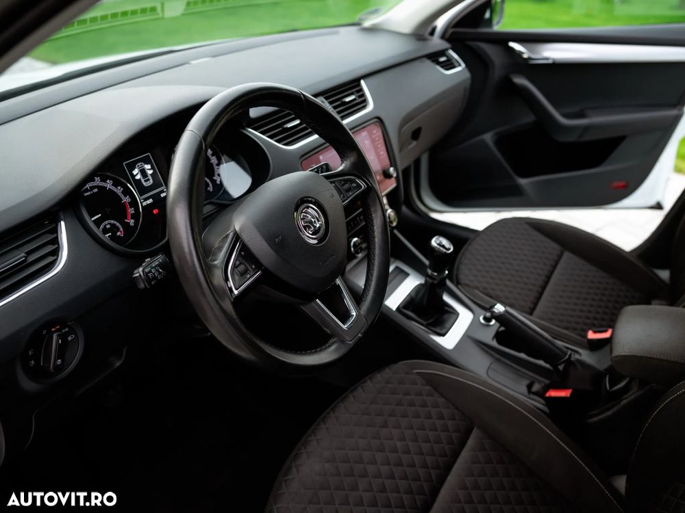 Skoda Octavia 1.6 TDI Style - 19