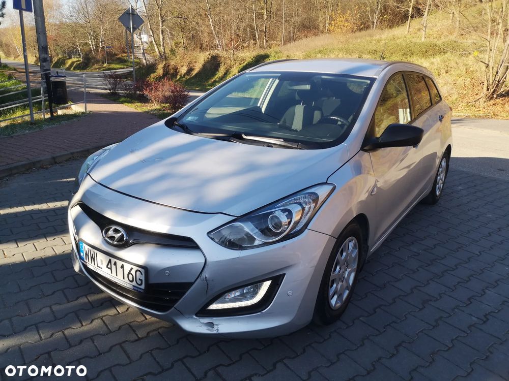Hyundai i30 1.6 CRDi Trend - 1