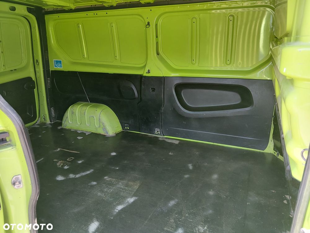 Renault Tafic - 6
