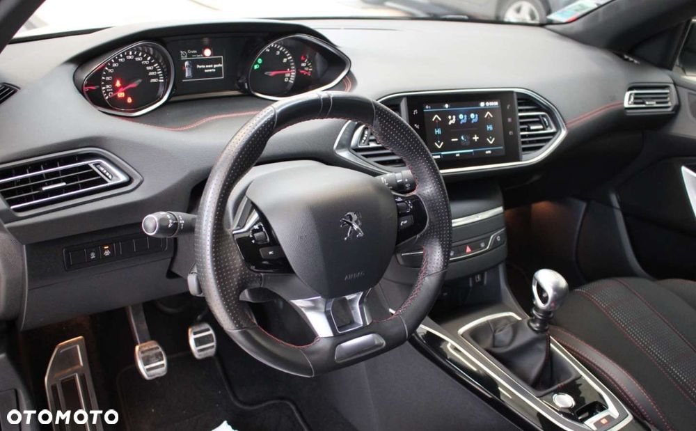 Peugeot 308 - 13