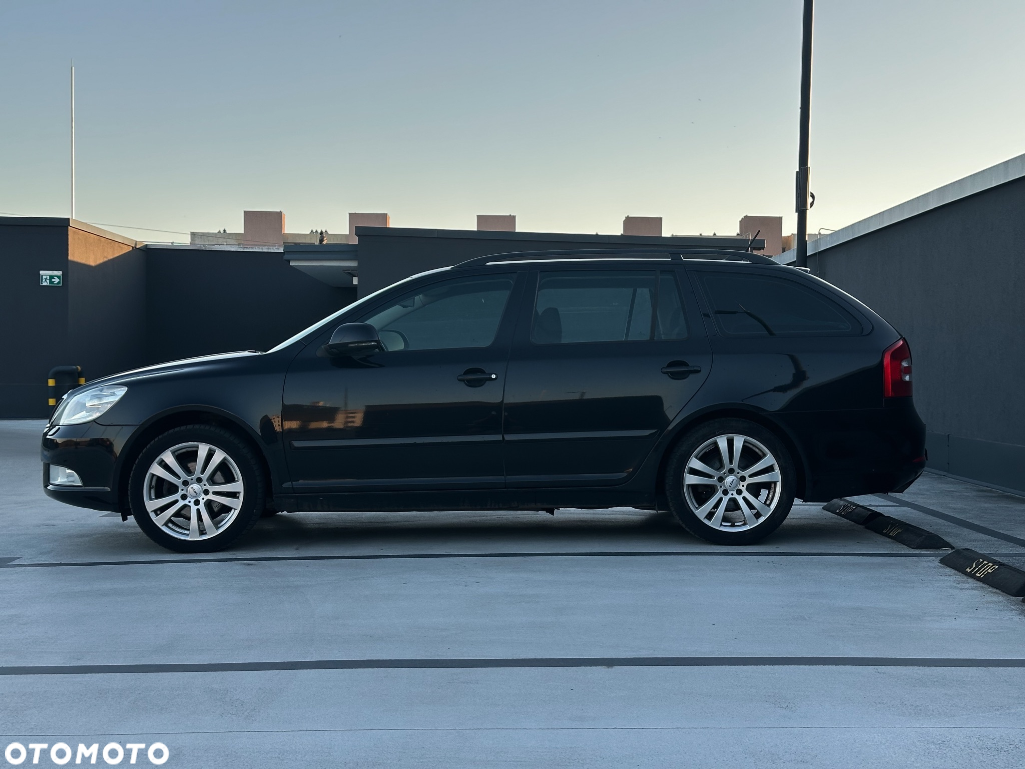 Skoda Octavia 2.0 TDI DPF Elegance DSG - 5