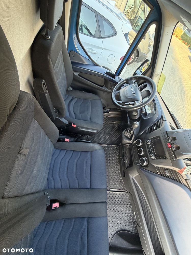 Iveco 35C18 - 4