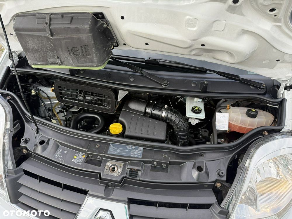 Renault Trafic - 28