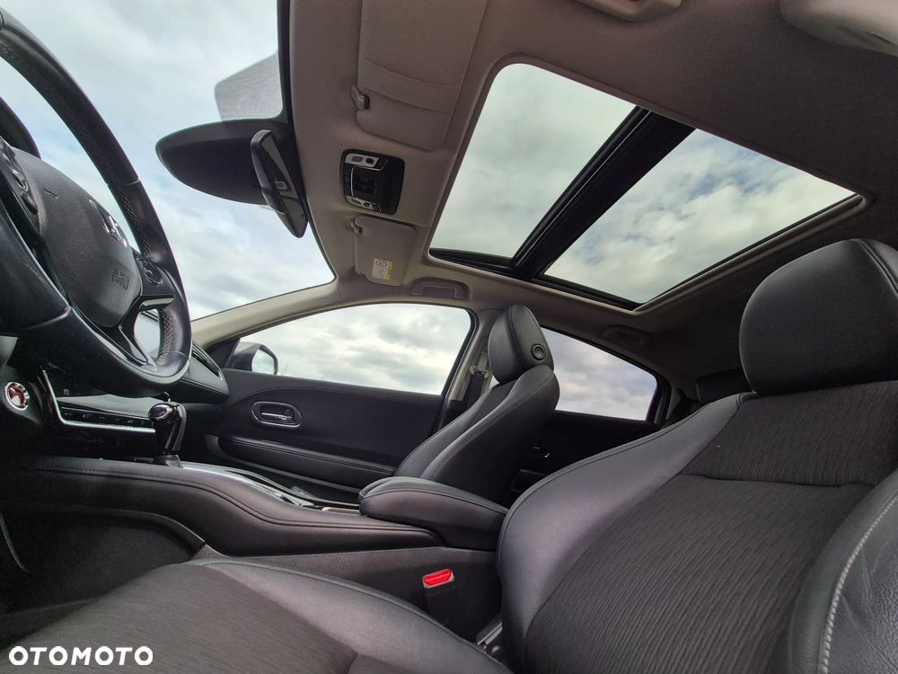 Honda HR-V 1.5 Executive (ADAS) CVT - 14