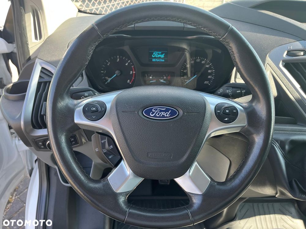 Ford TRANSIT CUSTOM - 7