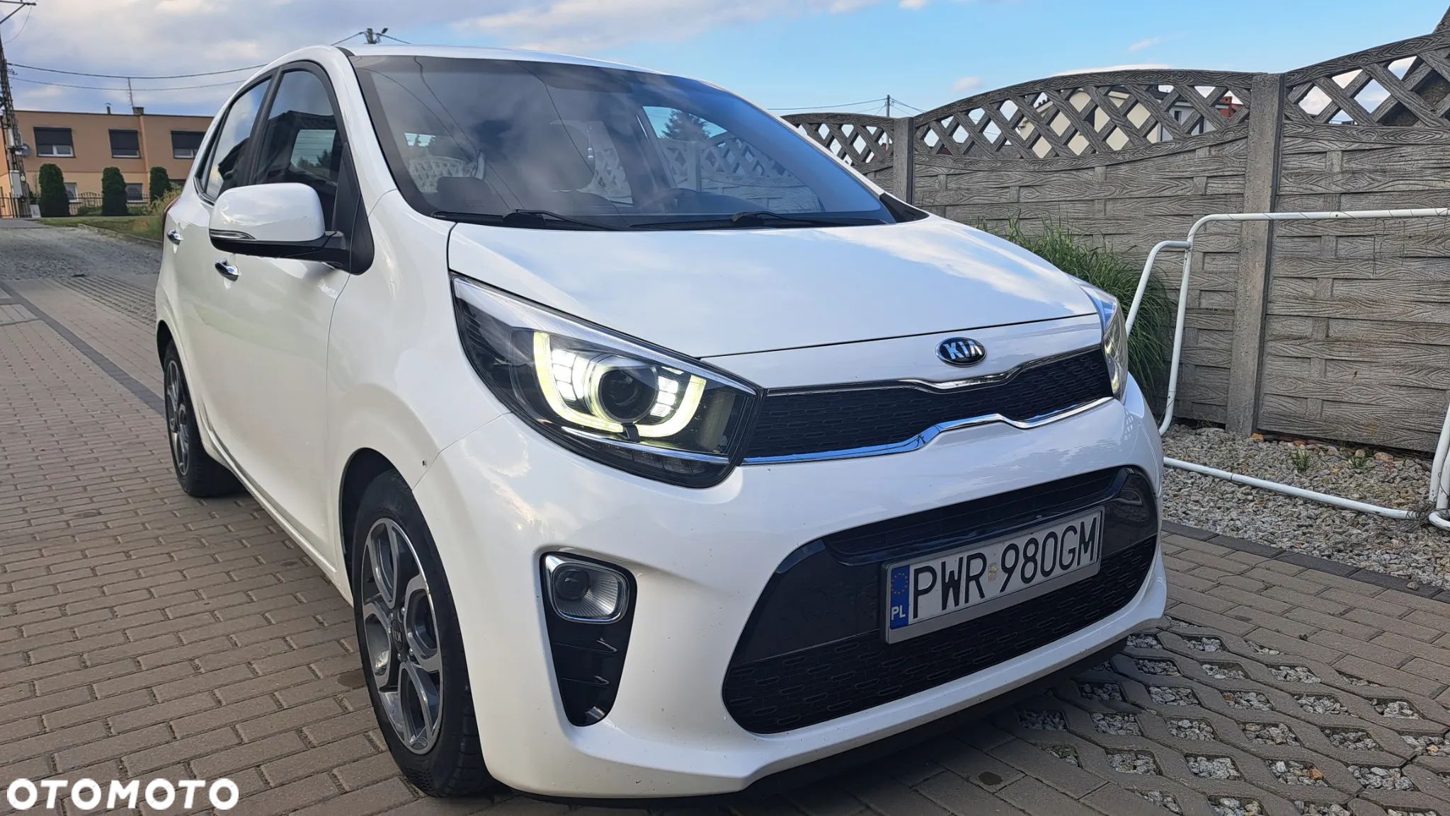 Kia Picanto - 1